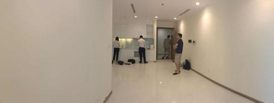 vinhomes central park apartment for rent in binh thanh district hcmc BT105L470 (1)